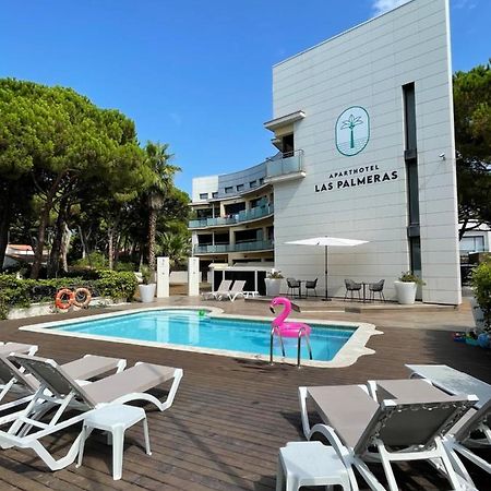 Aparthotel Las Palmeras Castelldefels Exterior photo